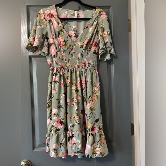 Xhilaration Dresses & Skirts - Floral smocked waist flutter sleeve ruffle hem mini dress size small